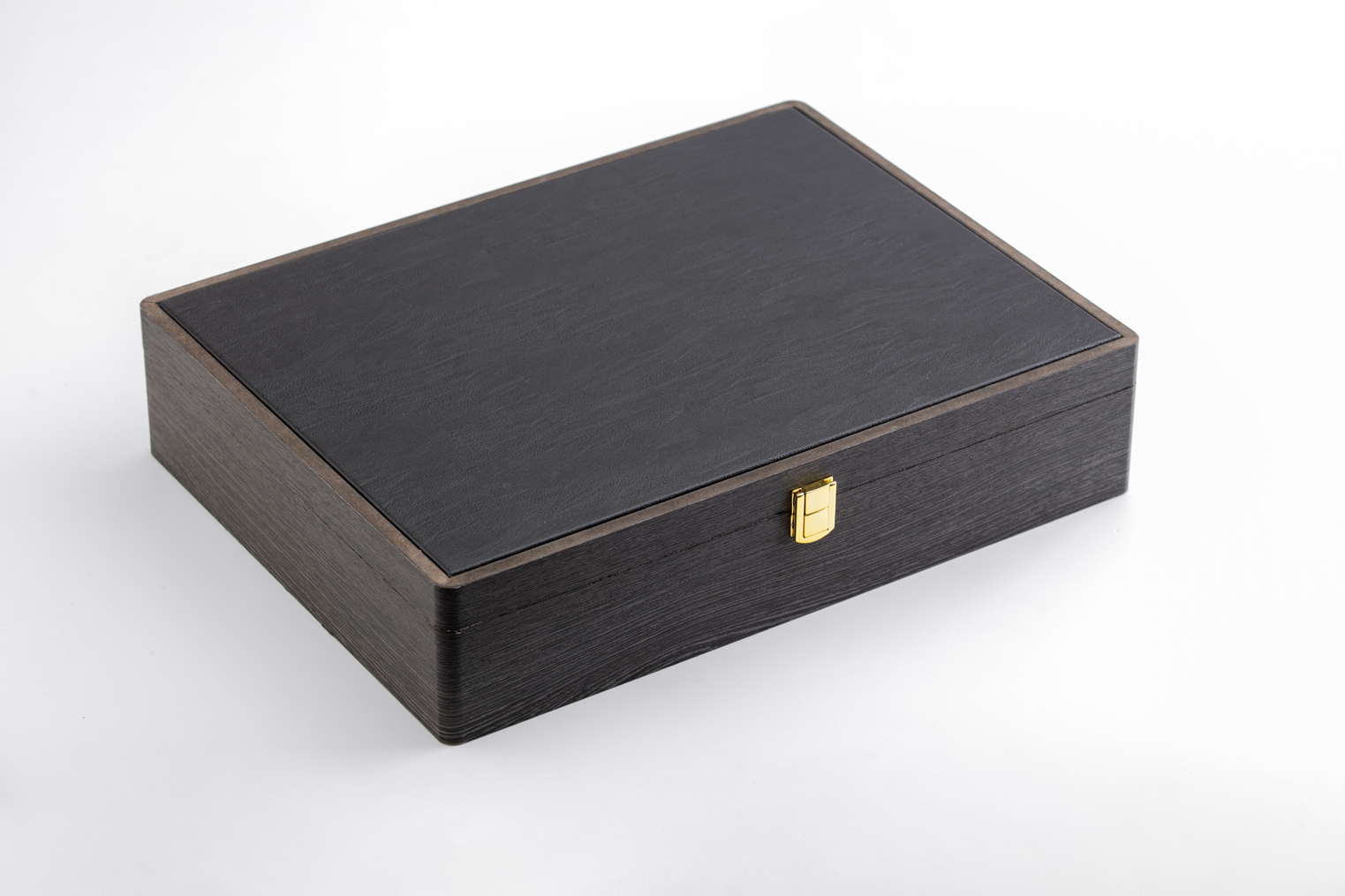 جعبه چوبی رویی چرم