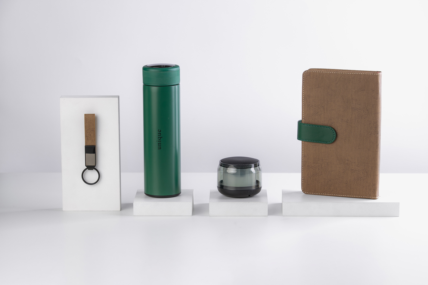 ست سبز و نسکافه ای